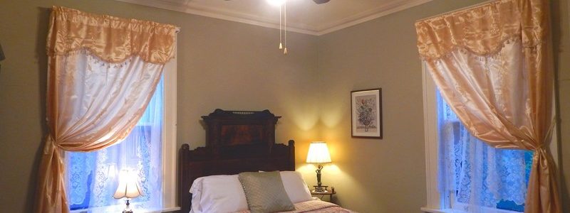 Room 16 – Medora Room