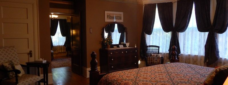 Room 14 – Superior Suite
